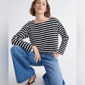 J. Crew Black White Striped Cropped Boatneck Long Sleeve Size Large 100% cotton